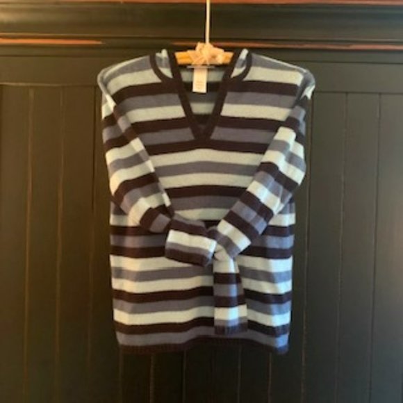 Striped Hoodie Sweater - Picture 4 of 12